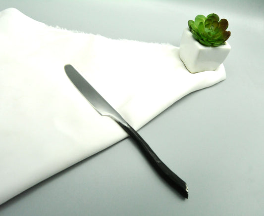 Look The Knife